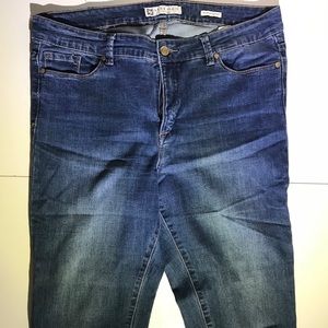 Anne Klein Size 14 Jeans (GUC)